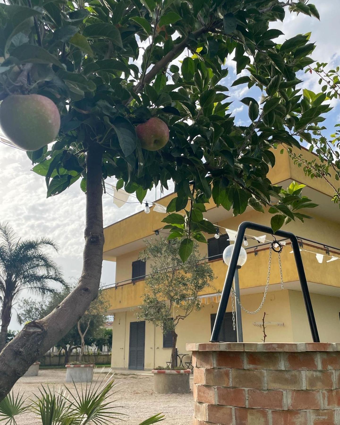 Casa Vacanze Paradise Santa Maria La Carita Екстер'єр фото